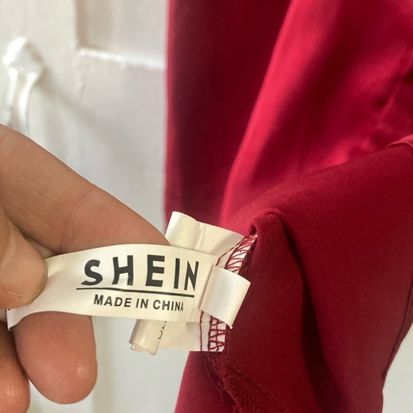 SHEIN Red Casual Button Down Shirt Silky Finish - Picture 2 of 10